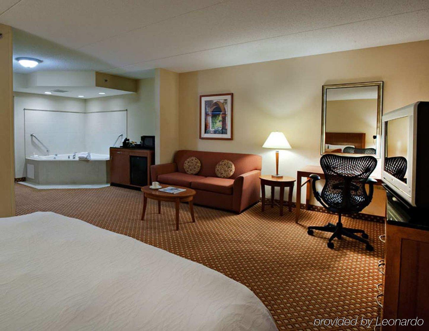 Hilton Garden Inn Tallahassee Central Habitación foto